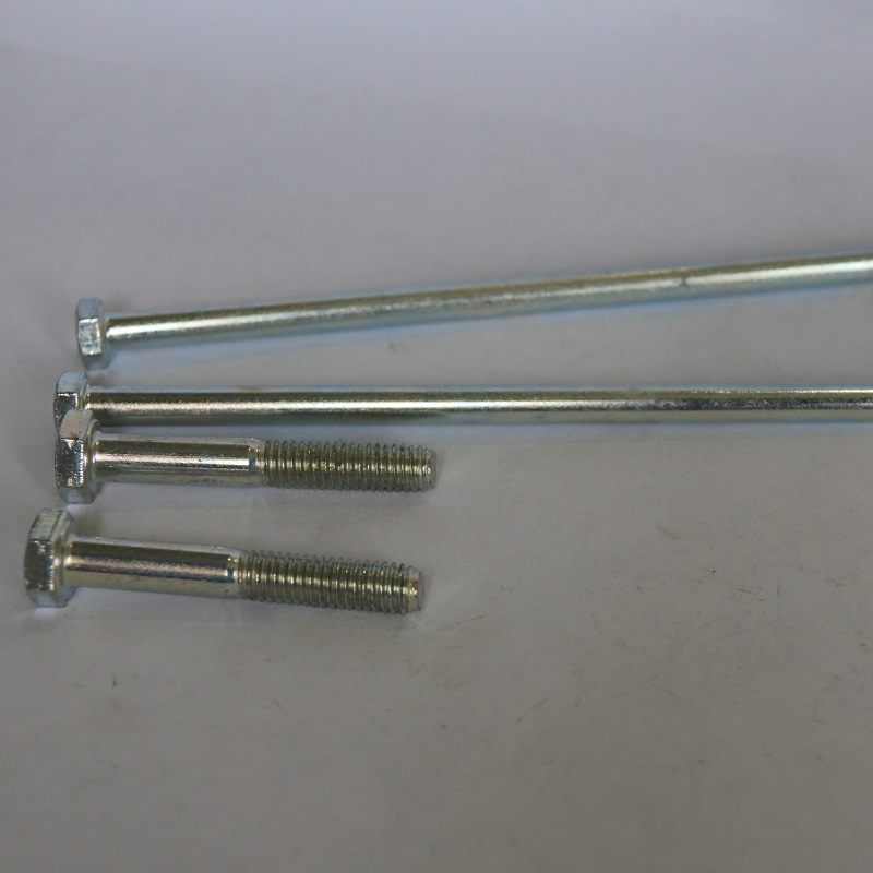 Parafusos de cabeça hexagonal DIN 931