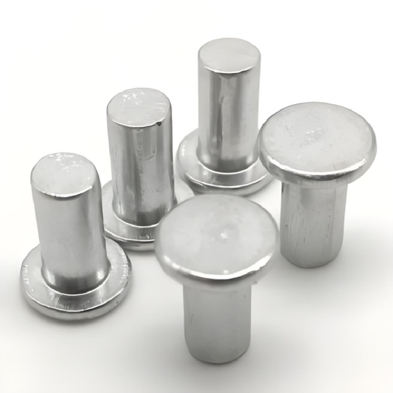 Заклепки с плоской головкой