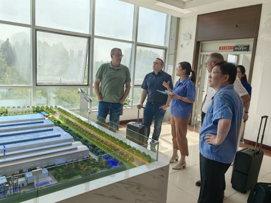 Khách hàng người Đức KLEINSORGE (KVG) đã hợp tác lâu dài với Star và đã đến thăm công ty chúng tôi