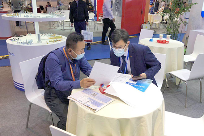 Jinan Star ha partecipato all'Expo internazionale dell'industria dei dispositivi di fissaggio di Shanghai
