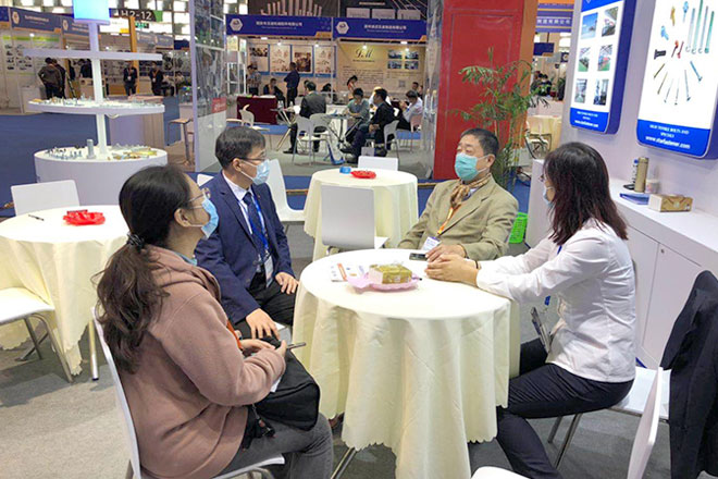 Jinan Star ha partecipato all'Expo internazionale dell'industria dei dispositivi di fissaggio di Shanghai