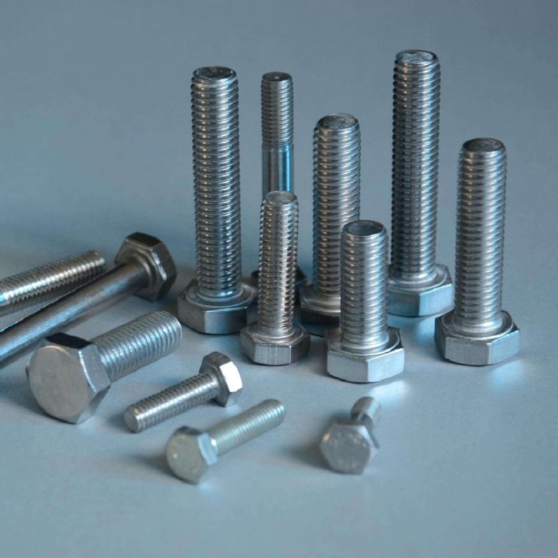 Tornillo de cabeza hexadecimal ISO 4017