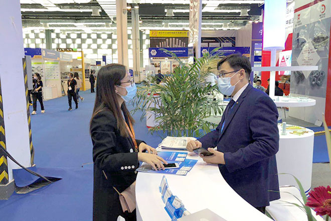 Jinan Star ha partecipato all'Expo internazionale dell'industria dei dispositivi di fissaggio di Shanghai