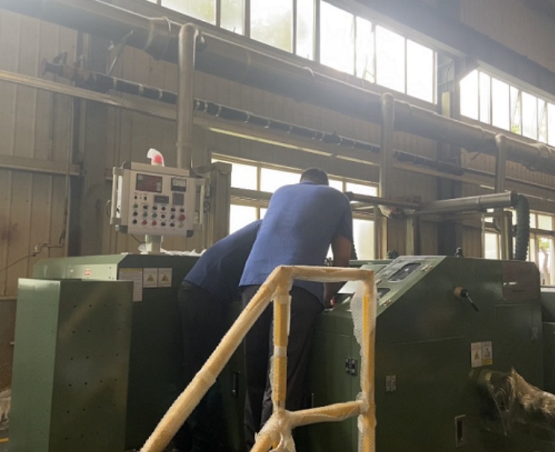 Hai máy làm nguội mới được mua để tạo động lực mới cho việc tăng sản lượng Hai máy làm nguội mới được mua để tạo động lực mới cho việc tăng sản lượng